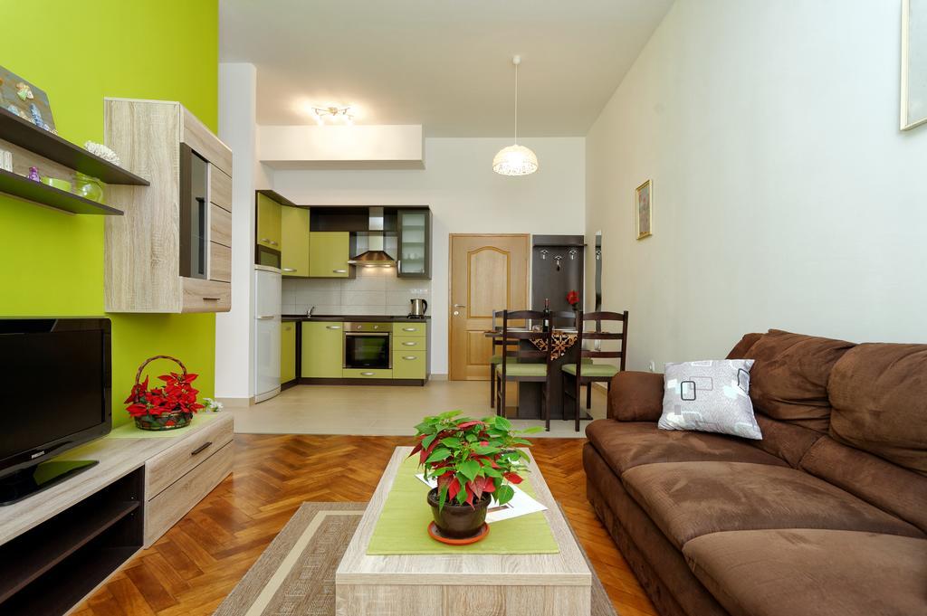 Apartment Eliana ซาดาร์ ห้อง รูปภาพ